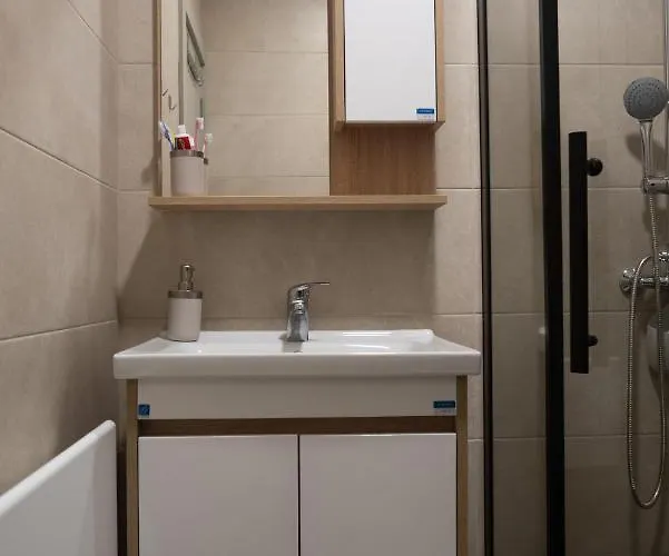 Aleni - Bela Reka, 公寓 *